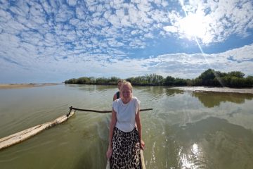 Betania, Morondava, reach by a pirogue