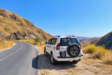 4x4 for rent Madagascar prado 120